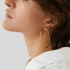 Classic Hoop Earrings - Medium - Gold