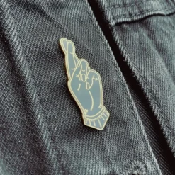 Fingers Crossed Enamel Pin - Black/Gold