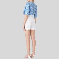Flared Short with Belt - White