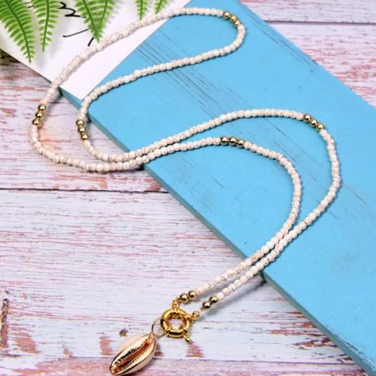 Natural Shell Pendant Beaded Necklace - Off-White
