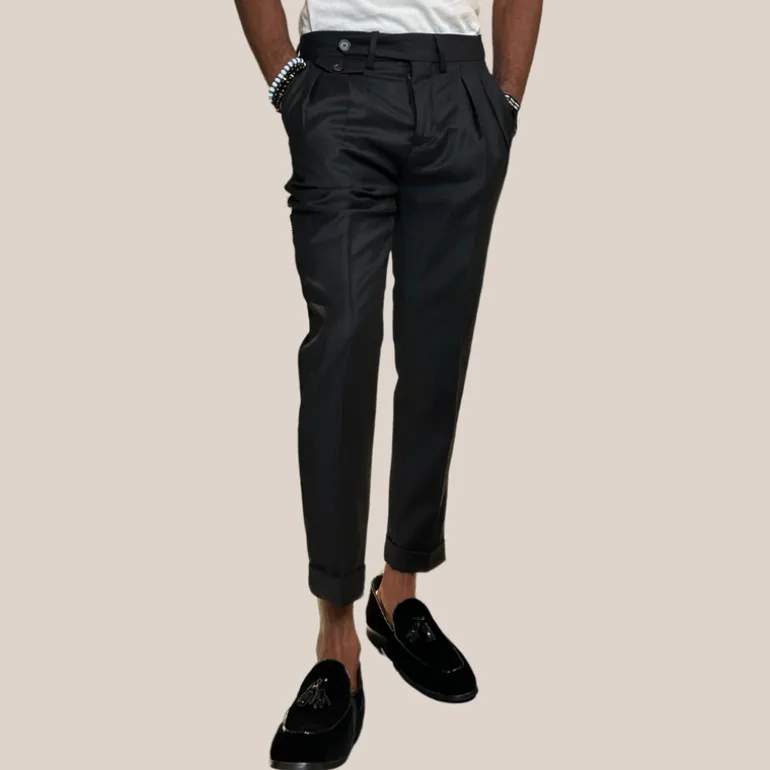 Pleated Stretch Wool Cuffed Pants - Black